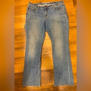 Old navy curvy profile jeans